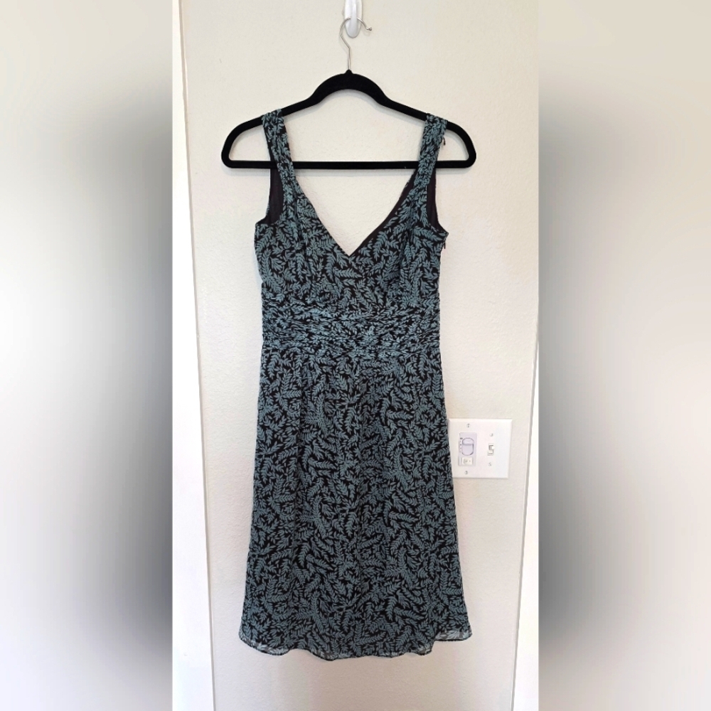 Ann Taylor Faux Wrap Botanical Print Sleveless Dress Size 2